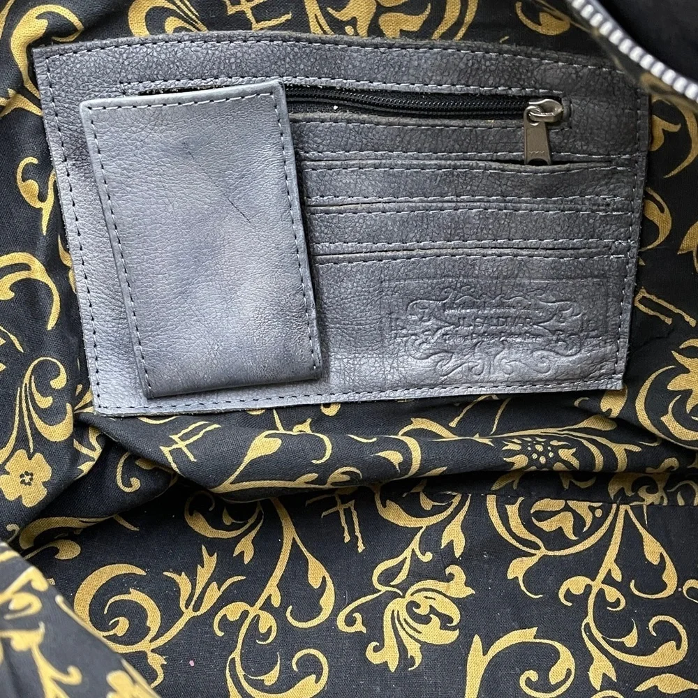 JL Saldivar Tooled Leather tote beautiful and versatile